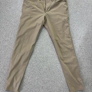 Lululemon ABC Classic-Fit 5 Pocket Pants in Warpstreme fabric size 32